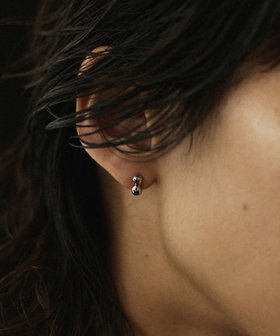 【シモエ/simoe】のKira Pierce S / 03 (片耳用) 人気、トレンドファッション・服の通販 founy(ファニー) ファッション Fashion レディースファッション Fashion for Women アクセサリー Fashion Accessories コレクション Collection, Seasonal Line コーティング Coating, Coated Finish 片耳 One-Ear, Single Earring シルバー Silver, Metallic Silver ジュエリー Jewelry, Accessories フォルム Silhouette, Form エレガント 上品 Elegant |ID:prp329100004764877