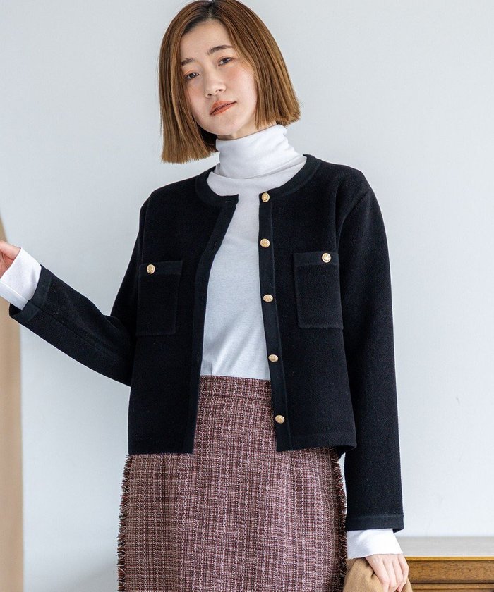 【23区/NIJYUSANKU】の【洗える】ベロアニット カーディガン インテリア・キッズ・メンズ・レディースファッション・服の通販 founy(ファニー) https://founy.com/ ファッション Fashion レディースファッション Fashion for Women トップス・カットソー Cut & Sew Tops ニット Knit Tops & Sweaters カーディガン・羽織り Layered Style Cardigans ベロアトップス Velour Tops / Velvet-Look Items 2025年 2025 2025-2026秋冬・A/W Autumn/Winter 2025–26 AW25–26 冬 Winter / This Winter なめらか Smooth, Silky Texture カーディガン Cardigan, Knitwear シンプル Simple, Minimal フィット Fit, Slim Fit ベロア Velour, Soft Velvet ポケット Pocket, Pocket Detail エレガント 上品 Elegant 定番 Standard, Basic Item 洗える Machine Washable A/W・秋冬 Autumn/Winter |ID: prp329100004766715 ipo3291000000034515652