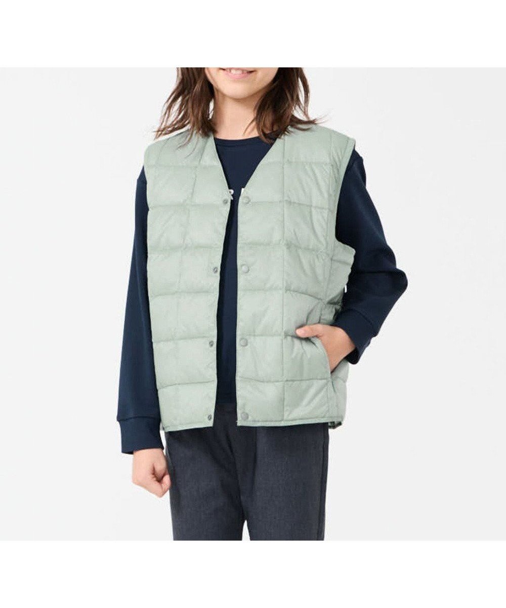【アンフィーロ/UNFILO / KIDS】の【120-150cm】TAION Vネック ダウンベスト(UNISEX) 人気、トレンドファッション・服の通販 founy(ファニー) 　ファッション　Fashion　キッズファッション　Fashion for Kids　アウター　Coat Outerwear /Kids　ユニセックス　Unisex, Genderless　カットソー　Cut and Sewn Top　コラボ　Collaboration, Collab　コンパクト　Compact, Small Size　ジャケット　Jacket, Outerwear　ダウン　Down, Puffer　パーカー　Hoodie, Parka　フェザー　Feather, Feather Detail　ベスト　Vest, Waistcoat　人気　Popular, Best Seller　A/W・秋冬　Autumn/Winter　防寒　Cold Protection, Winter-Ready　 other-1|ID: prp329100004767445 ipo3291000000034526250