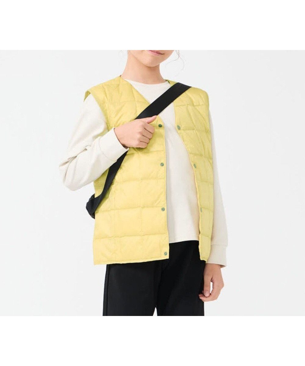 【アンフィーロ/UNFILO / KIDS】の【120-150cm】TAION Vネック ダウンベスト(UNISEX) インテリア・キッズ・メンズ・レディースファッション・服の通販 founy(ファニー) 　ファッション　Fashion　キッズファッション　Fashion for Kids　アウター　Coat Outerwear /Kids　ユニセックス　Unisex, Genderless　カットソー　Cut and Sewn Top　コラボ　Collaboration, Collab　コンパクト　Compact, Small Size　ジャケット　Jacket, Outerwear　ダウン　Down, Puffer　パーカー　Hoodie, Parka　フェザー　Feather, Feather Detail　ベスト　Vest, Waistcoat　人気　Popular, Best Seller　A/W・秋冬　Autumn/Winter　防寒　Cold Protection, Winter-Ready　レモン|ID: prp329100004767445 ipo3291000000034526253