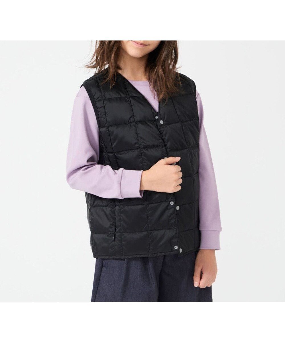 【アンフィーロ/UNFILO / KIDS】の【120-150cm】TAION Vネック ダウンベスト(UNISEX) インテリア・キッズ・メンズ・レディースファッション・服の通販 founy(ファニー) 　ファッション　Fashion　キッズファッション　Fashion for Kids　アウター　Coat Outerwear /Kids　ユニセックス　Unisex, Genderless　カットソー　Cut and Sewn Top　コラボ　Collaboration, Collab　コンパクト　Compact, Small Size　ジャケット　Jacket, Outerwear　ダウン　Down, Puffer　パーカー　Hoodie, Parka　フェザー　Feather, Feather Detail　ベスト　Vest, Waistcoat　人気　Popular, Best Seller　A/W・秋冬　Autumn/Winter　防寒　Cold Protection, Winter-Ready　ブラック|ID: prp329100004767445 ipo3291000000034526256