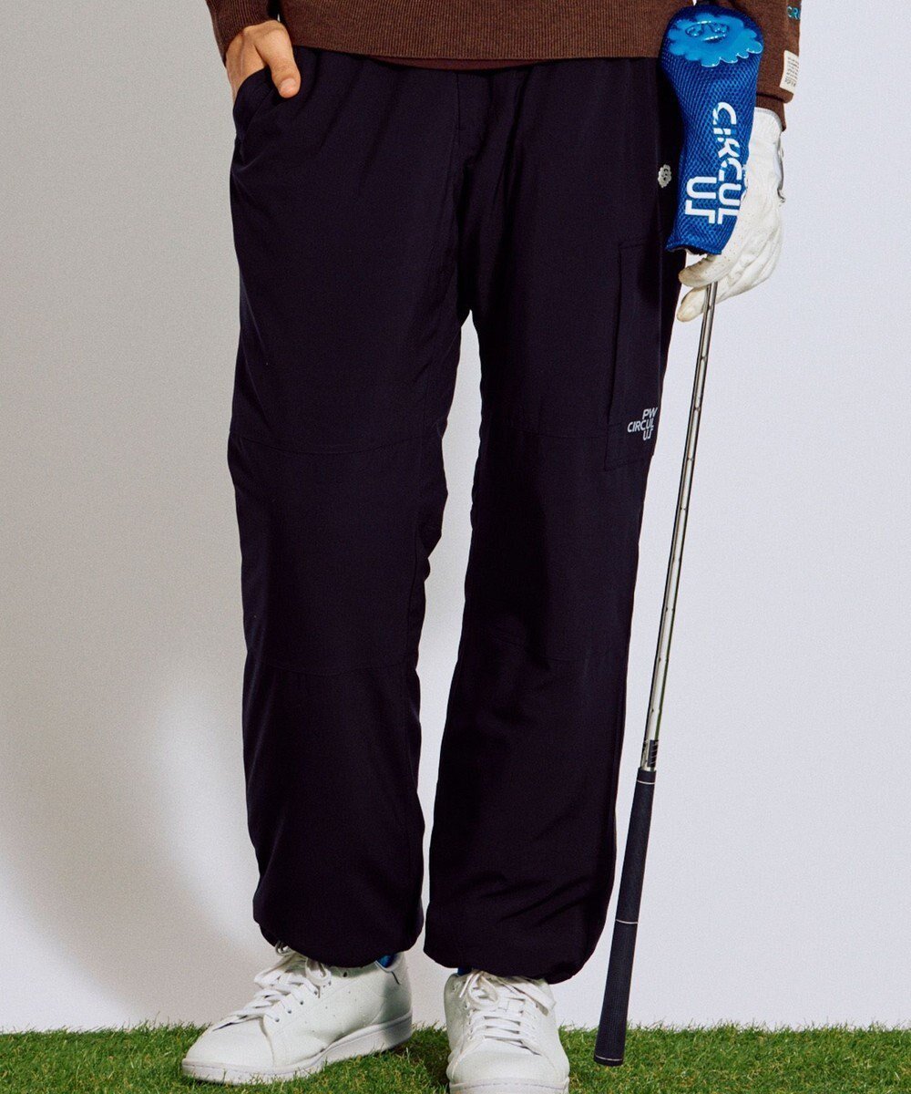 【ピーダブリュサーキュラス/PW CIRCULUS / MEN】の【撥水加工 / ストレッチ】【MEN】ワイド中綿カーゴパンツ ゴルフ インテリア・キッズ・メンズ・レディースファッション・服の通販 founy(ファニー) 　ファッション　Fashion　メンズファッション　Fashion for Men　ボトムス　Bottoms　カーゴパンツ　Cargo Pants, Utility Pants　今季　This Season, Current Season　スタイリッシュ　Stylish, Fashionable　ストレッチ　Stretch, Stretchy Fabric　タフタ　Taffeta, Structured Fabric　トレンド　Trend, Trending Now　ドローコード　Drawcord, Drawstring Cord　ボトム　Bottoms, Lower Wear　防寒　Cold Protection, Winter-Ready　ワイド　Wide, Wide Fit　冬　Winter / This Winter　A/W・秋冬　Autumn/Winter　新作・新入荷　New Arrivals / New In　おすすめ　Recommended / Our Picks　ゴルフ　Golf　ブラック系|ID: prp329100004767450 ipo3291000000034526286