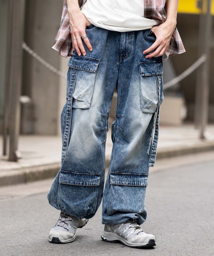 【ウィゴー/WEGO / MEN】のイージーマルチポケットデニムカーゴ インテリア・キッズ・メンズ・レディースファッション・服の通販 founy(ファニー) https://founy.com/ ファッション Fashion メンズファッション Fashion for Men ボトムス Bottoms デニムパンツ・ジーンズ Denim Pants ヴィンテージ Vintage Style 春 Spring 秋 Autumn カーゴパンツ Cargo Pants, Utility Pants キャップ Cap, Baseball Cap コンパクト Compact, Small Size ショート Short, Short Length ストレート Straight, Straight Cut スニーカー Sneakers, Trainers スマホ Smartphone, Mobile Device デニム Denim, Jeans Material トレンド Trend, Trending Now ドローコード Drawcord, Drawstring Cord バランス Balance, Style Balance ポケット Pocket, Pocket Detail ポーチ Pouch, Small Case ミリタリー Military, Army Style 無地 Plain, Solid Color ルーズ Loose, Oversized ワイド Wide, Wide Fit ワーク Workwear, Utility Style 冬 Winter / This Winter A/W・秋冬 Autumn/Winter おすすめ Recommended / Our Picks 夏 Summer |ID: prp329100004767452 ipo3291000000034526292