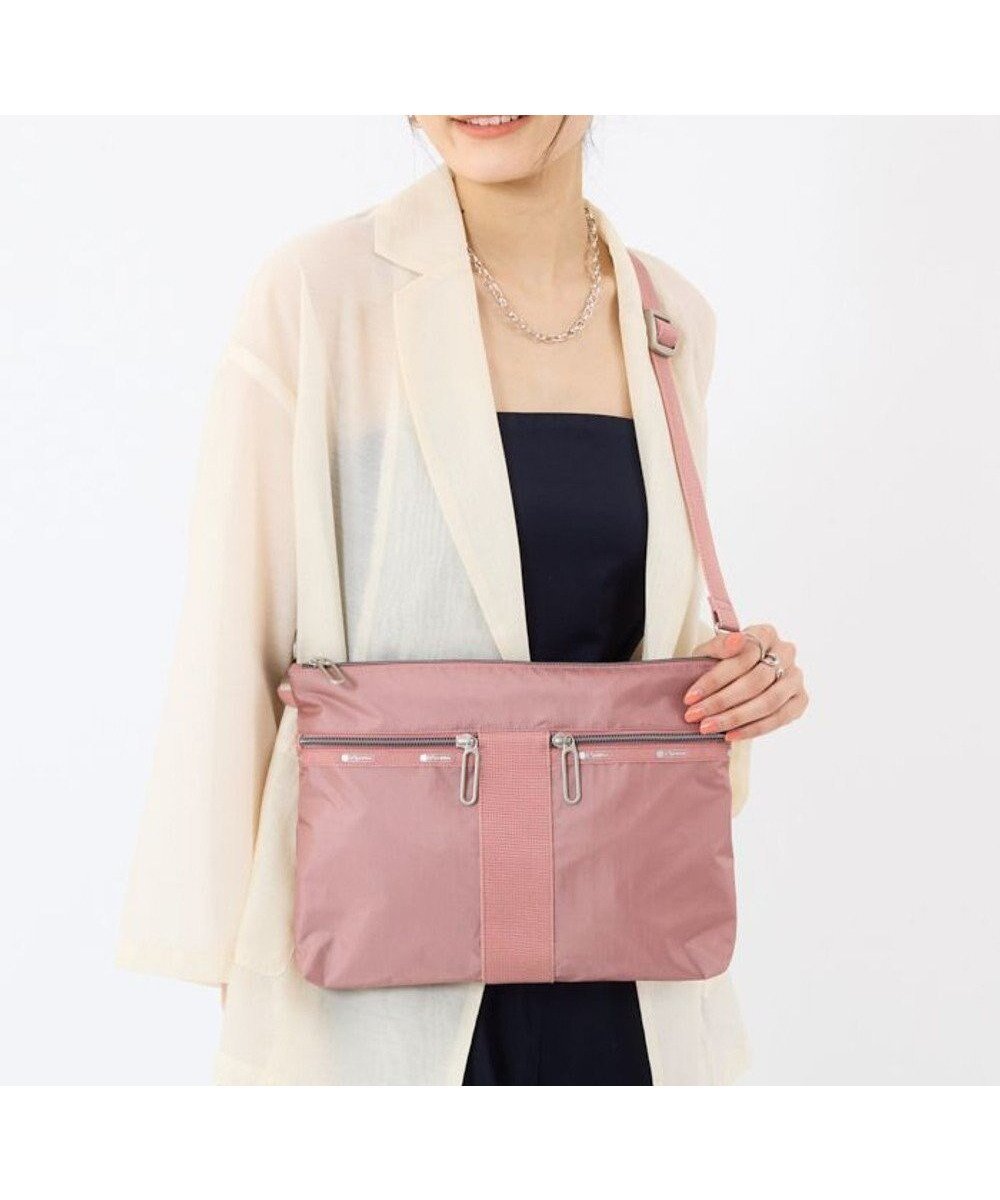 【レスポートサック/LeSportsac】のPOUCH CROSSBODY/ダスティーピンクC インテリア・キッズ・メンズ・レディースファッション・服の通販 founy(ファニー) 　ファッション　Fashion　レディースファッション　Fashion for Women　コンパクト　Compact, Small Size　軽量　Lightweight, Ultra Light　ショルダー　Shoulder, Shoulder Strap　シンプル　Simple, Minimal　スリム　Slim, Slim Fit　財布　Wallet, Purse　定番　Standard, Basic Item　人気　Popular, Best Seller　プリント　Print, Printed Pattern　ポケット　Pocket, Pocket Detail　ポーチ　Pouch, Small Case　おすすめ　Recommended / Our Picks　ダスティーピンクC|ID: prp329100004767455 ipo3291000000034526321