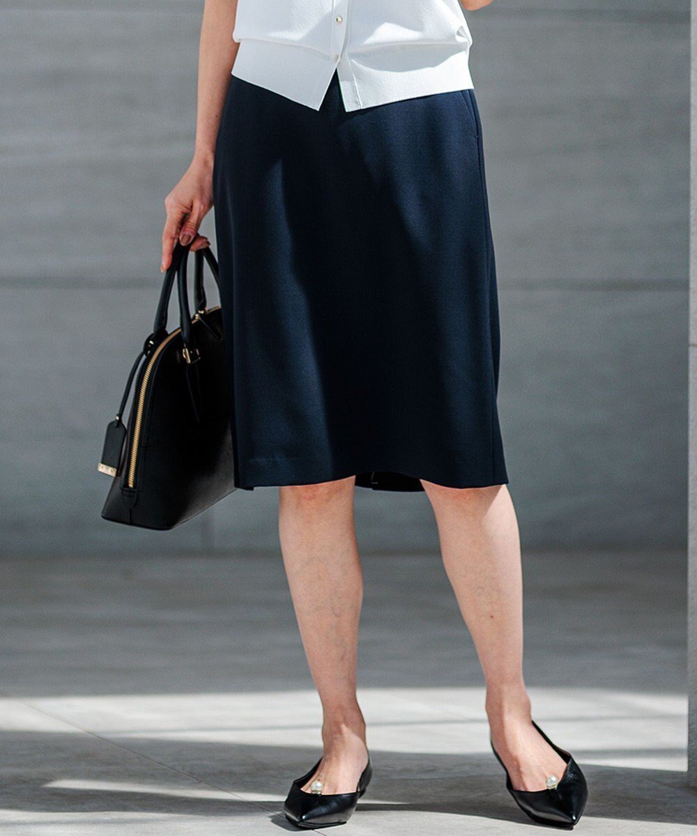 【23区/NIJYUSANKU】の【セットアップ対応/洗える】ドライツイル タイトスカート 人気、トレンドファッション・服の通販 founy(ファニー) 　ファッション　Fashion　レディースファッション　Fashion for Women　セットアップ　Matching Sets　スカート・ミニ/ミディ/マキシ　Skirts / Mini, Midi & Maxi Skirts　春　Spring　洗える　Machine Washable　ジャケット　Jacket, Outerwear　ストレート　Straight, Straight Cut　スリット　Slit, Slit Detail　セットアップ　Set-Up, Coordinated Outfit　タイトスカート　Pencil Skirt, Tight Skirt　ドレープ　Drape, Draping Fabric　フィット　Fit, Slim Fit　リネン　Linen, Linen Fabric　S/S・春夏　SS, Spring/Summer, Warm Season　夏　Summer　2024年　2024　2024春夏・S/S　Spring/Summer 2024 SS24　 other-1|ID: prp329100004767456 ipo3291000000034526333