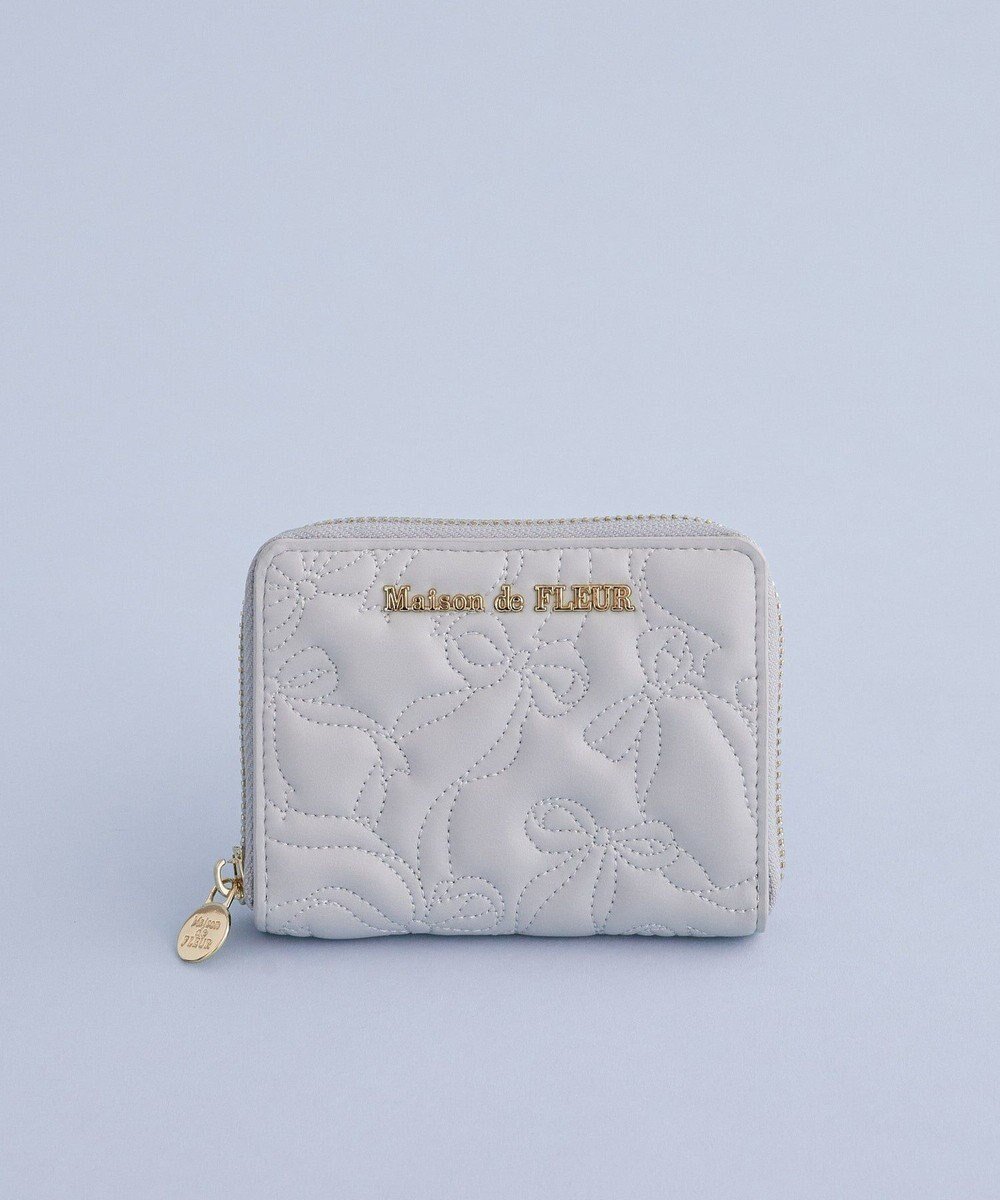 【メゾンドフルール/Maison de FLEUR】のリボンキルティングフラグメントケース インテリア・キッズ・メンズ・レディースファッション・服の通販 founy(ファニー) ファッション Fashion レディースファッション Fashion for Women ミニ財布・二つ折り財布 Wallets & Card Cases カードケース/名刺入れ Card Holders & Business Cases おすすめ Recommended / Our Picks キルティング Quilted, Quilting ギフト プレゼント Gift / Present コンパクト Compact, Small Size フォルム Silhouette, Form ポケット Pocket, Pocket Detail リボン Ribbon, Bow エレガント 上品 Elegant 財布 Wallet, Purse Sax|ID: prp329100004767474 ipo3291000000034526475