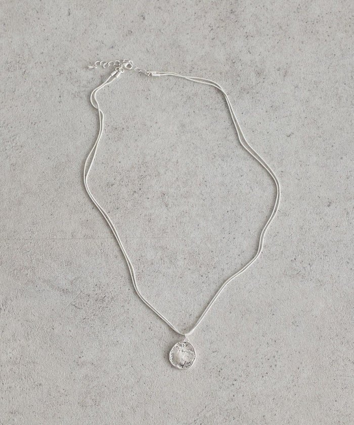 【アースミュージックアンドエコロジー/earth music&ecology】のレイヤードチェーンメダリオンネックレス インテリア・キッズ・メンズ・レディースファッション・服の通販 founy(ファニー) https://founy.com/ ファッション Fashion レディースファッション Fashion for Women ジュエリー Jewelry ネックレス Necklaces & Pendants アクセサリー Fashion Accessories シルバー Silver, Metallic Silver ネックレス Necklace, Pendant Necklace フォーマル Formal, Dressy メタル Metal, Metal Parts ロング Long, Long-Length 人気 Popular, Best Seller |ID: prp329100004767495 ipo3291000000034526572