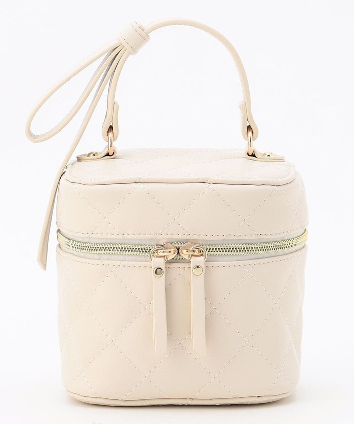 【組曲/KUMIKYOKU】のキルティングバニティバッグ インテリア・キッズ・メンズ・レディースファッション・服の通販 founy(ファニー) https://founy.com/ ファッション Fashion レディースファッション Fashion for Women バッグ Bags キルティング Quilted, Quilting コンパクト Compact, Small Size シンプル Simple, Minimal ポケット Pocket, Pocket Detail エレガント 上品 Elegant |ID: prp329100004767553 ipo3291000000034526835