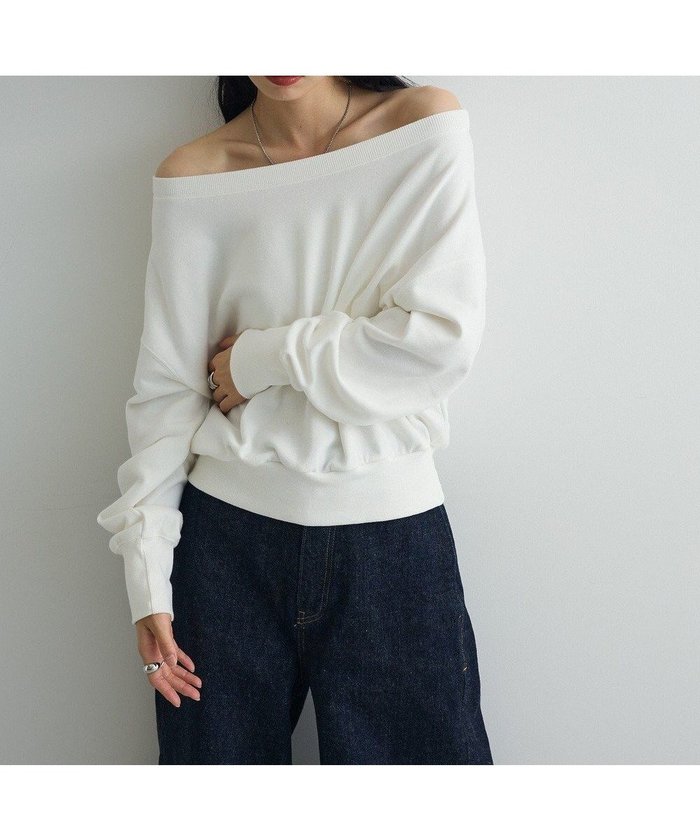 【グリーンパークス/Green Parks】のオフショルスウェット インテリア・キッズ・メンズ・レディースファッション・服の通販 founy(ファニー) https://founy.com/ ファッション Fashion レディースファッション Fashion for Women トップス・カットソー Cut & Sew Tops レディースパーカー・カジュアルフーディー Casual Hoodies & Sweatshirts スウェット・クルーネックトップス Sweatshirts & Crewnecks / Relaxed Fit Sweat Tops おすすめ Recommended / Our Picks シンプル Simple, Minimal スウェット / スエット Sweatshirt, Sweatwear ポケット Pocket, Pocket Detail A/W・秋冬 Autumn/Winter |ID: prp329100004768325 ipo3291000000035630894