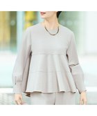 【自由区/JIYU-KU】の【SHIHOさん着用】ソフトウールブレンドペプラム ブラウス ベージュ|ID: prp329100004768347 ipo3291000000034606563