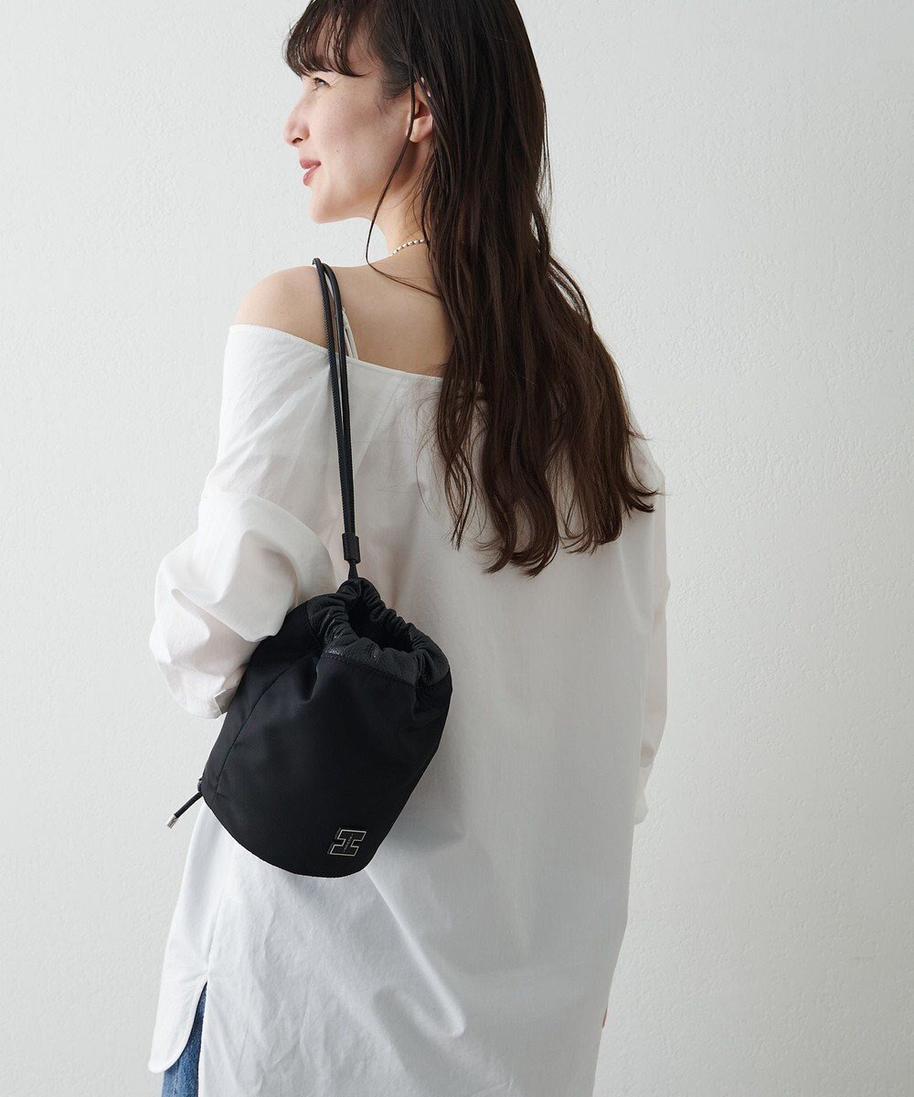 【イアクッチ/IACUCCI】のアーゴ ドロストSD NYLON/CERVO 人気、トレンドファッション・服の通販 founy(ファニー) ファッション Fashion レディースファッション Fashion for Women エレガント 上品 Elegant 巾着 Drawstring Bag, Kinchaku 人気 Popular, Best Seller ハンカチ Handkerchief, Hanky バケツ Bucket, Bucket Style フォルム Silhouette, Form フロント Front, Front Design メタル Metal, Metal Parts ラップ Wrap, Wrap Design リップ Lip, Lip Motif S/S・春夏 SS, Spring/Summer, Warm Season 夏 Summer 2026年 2026 other-1|ID: prp329100004769335 ipo3291000000034544821