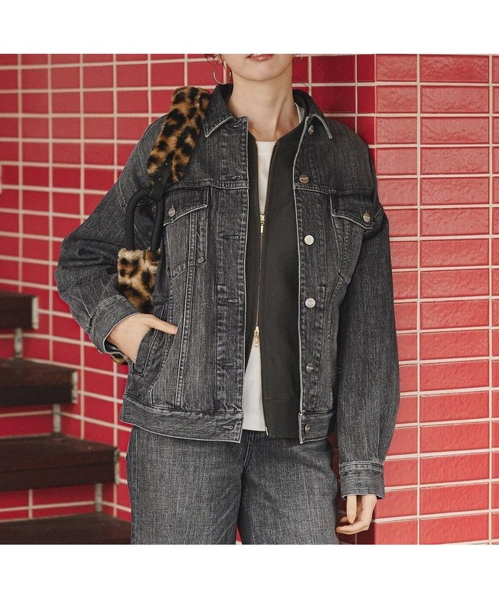 【23区/NIJYUSANKU】の【滝沢眞規子さん着用/RED CARD TOKYO×23区】オーバーサイズ デニム ジャケット インテリア・キッズ・メンズ・レディースファッション・服の通販 founy(ファニー) https://founy.com/ 雑誌掲載アイテム Magazine Picks & Fashion Features ファッション雑誌 Fashion Magazines オッジ Oggi ファッションモデル・俳優・女優 Models 女性 Women 滝沢眞規子 Takizawa Makiko ファッション Fashion レディースファッション Fashion for Women アウター Coat / Outerwear Collection レディースジャケット・軽アウター Jackets デニムジャケット / カジュアルアウター Denim Jackets 1月号 January Issue インディゴ Indigo Denim ウォッシュ Washed Finish ヴィンテージ Vintage Style クラシック Classic, Timeless Style 今季 This Season, Current Season 3月号 March Issue シンプル Simple, Minimal ジャケット Jacket, Outerwear ストレッチ Stretch, Stretchy Fabric センター Center, Center Line 雑誌 Magazine, Fashion Magazine デニム Denim, Jeans Material パターン Pattern, Design Print プレミアム Premium, High-End ベーシック Basic, Essential モダン Modern, Contemporary リアル Real, Realistic ワイド Wide, Wide Fit |ID: prp329100004769341 ipo3291000000036379749