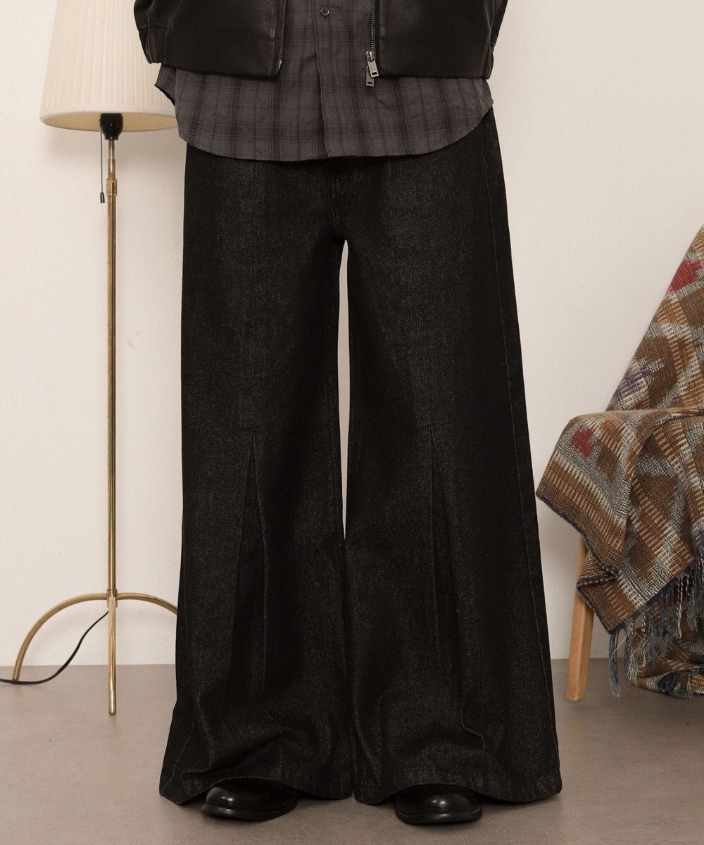 【ウィゴー/WEGO / MEN】のセンタータックバギーフレアデニム インテリア・キッズ・メンズ・レディースファッション・服の通販 founy(ファニー) 　ファッション　Fashion　メンズファッション　Fashion for Men　ボトムス　Bottoms　デニムパンツ・ジーンズ　Denim Pants　インディゴ　Indigo Denim　春　Spring　秋　Autumn　シューズ　Shoes, Footwear　スニーカー　Sneakers, Trainers　スマホ　Smartphone, Mobile Device　センター　Center, Center Line　ダウン　Down, Puffer　デニム　Denim, Jeans Material　バランス　Balance, Style Balance　フレア　Flare, Flared　ベーシック　Basic, Essential　モノトーン　Monotone, Black and White　冬　Winter / This Winter　A/W・秋冬　Autumn/Winter　おすすめ　Recommended / Our Picks　夏　Summer　エレガント 上品　Elegant　デニムブラック|ID: prp329100004770324 ipo3291000000034555875