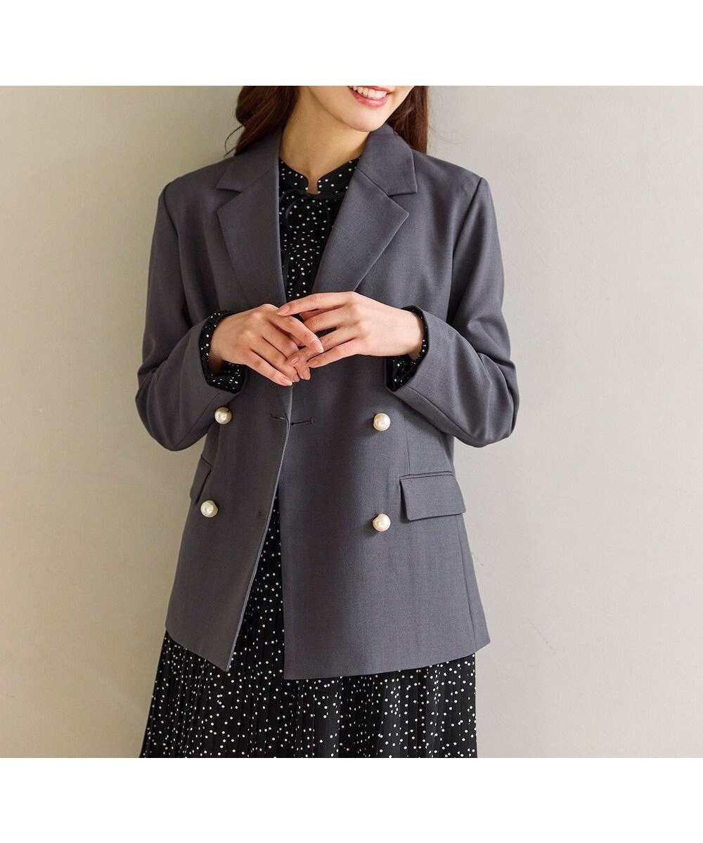 【フェルゥ/Feroux】のパール釦テーラード ジャケット インテリア・キッズ・メンズ・レディースファッション・服の通販 founy(ファニー) ファッション Fashion レディースファッション Fashion for Women アウター Coat / Outerwear Collection レディースジャケット・軽アウター Jackets テーラードジャケット / 通勤・きれいめスタイル Tailored Jackets & Blazers 春 Spring コンパクト Compact, Small Size ジャケット Jacket, Outerwear テーラード Tailored, Tailored Fit バランス Balance, Style Balance パール Pearl, Pearl Accent フェミニン Feminine, Girly フレア Flare, Flared マニッシュ Mannish, Boyish ロング Long, Long-Length S/S・春夏 SS, Spring/Summer, Warm Season おすすめ Recommended / Our Picks 夏 Summer エレガント 上品 Elegant セレモニー Ceremony 卒業式 Graduation Ceremony グレー系|ID: prp329100004771266 ipo3291000000035698664