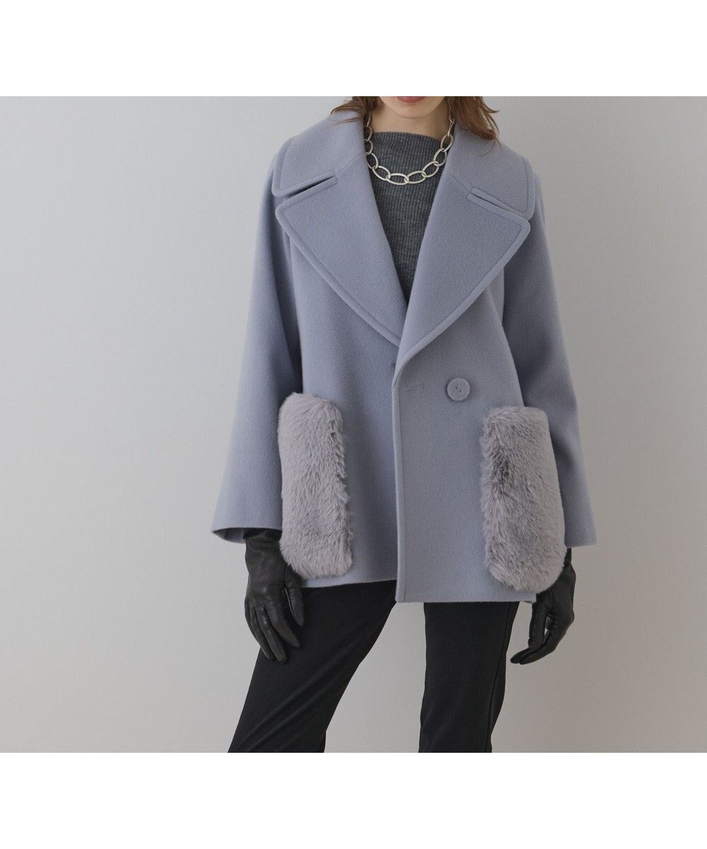【グレース コンチネンタル/GRACE CONTINENTAL】のファーポケットピーコート インテリア・キッズ・メンズ・レディースファッション・服の通販 founy(ファニー) ファッション Fashion レディースファッション Fashion for Women アウター Coat / Outerwear Collection コート・ロングコート・ピーコート Long Coats, Peacoats & More レディースジャケット・軽アウター Jackets おすすめ Recommended / Our Picks ショート Short, Short Length ジャケット Jacket, Outerwear ポケット Pocket, Pocket Detail ミドル Middle Length, Mid Height リュクス Luxury, Elegant, High-End, Chic 今季 This Season, Current Season 冬 Winter / This Winter 定番 Standard, Basic Item A/W・秋冬 Autumn/Winter サックス|ID: prp329100004771270 ipo3291000000034566223