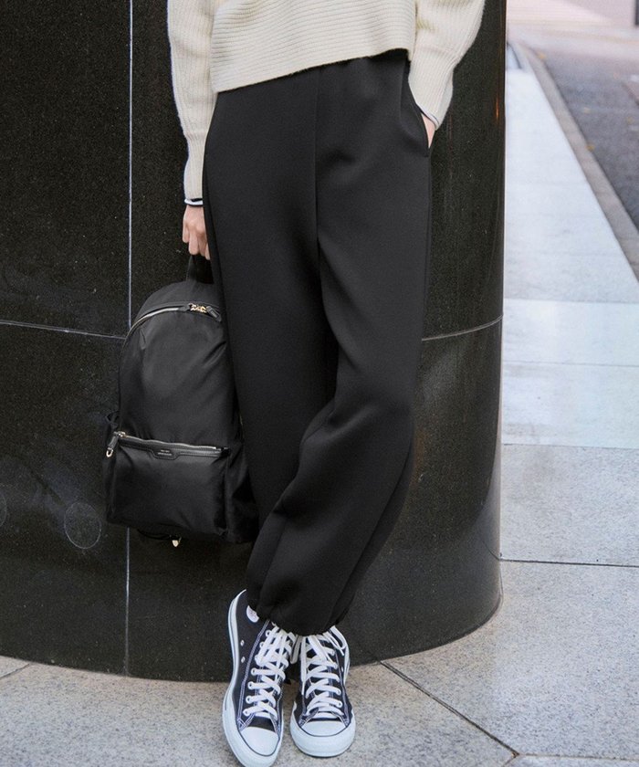 【23区/NIJYUSANKU】の【洗える】コットンエアーダンボール 2WAY カーヴィー パンツ インテリア・キッズ・メンズ・レディースファッション・服の通販 founy(ファニー) https://founy.com/ ファッション Fashion レディースファッション Fashion for Women パンツ Pants & Trousers 洗える Machine Washable カットソー Cut and Sewn Top コクーン Cocoon, Cocoon Silhouette サイドジップ Side Zip, Side Zipper シューズ Shoes, Footwear スニーカー Sneakers, Trainers なめらか Smooth, Silky Texture ハーフ Half, Half-Length バルーン Balloon, Balloon Silhouette リラックス Relax, Relaxed Fit 冬 Winter / This Winter A/W・秋冬 Autumn/Winter おすすめ Recommended / Our Picks エレガント 上品 Elegant 2025年 2025 2025-2026秋冬・A/W Autumn/Winter 2025–26 AW25–26 |ID: prp329100004771278 ipo3291000000035650012