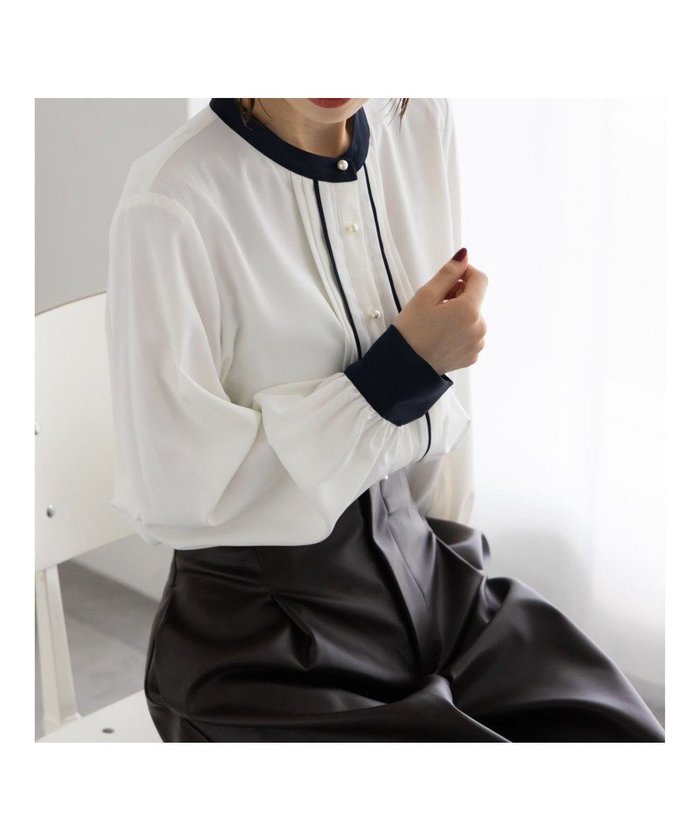 【テチチ/Te chichi】のパール釦フロントタックブラウス インテリア・キッズ・メンズ・レディースファッション・服の通販 founy(ファニー) https://founy.com/ ファッション Fashion レディースファッション Fashion for Women トップス・カットソー Cut & Sew Tops シャツ・ブラウス・オフィスカジュアル Elegant Blouses & Button-Ups クラシカル Classical, Vintage-Inspired パール Pearl, Pearl Accent フロント Front, Front Design 夏 Summer S/S・春夏 SS, Spring/Summer, Warm Season A/W・秋冬 Autumn/Winter |ID: prp329100004771284 ipo3291000000034566281