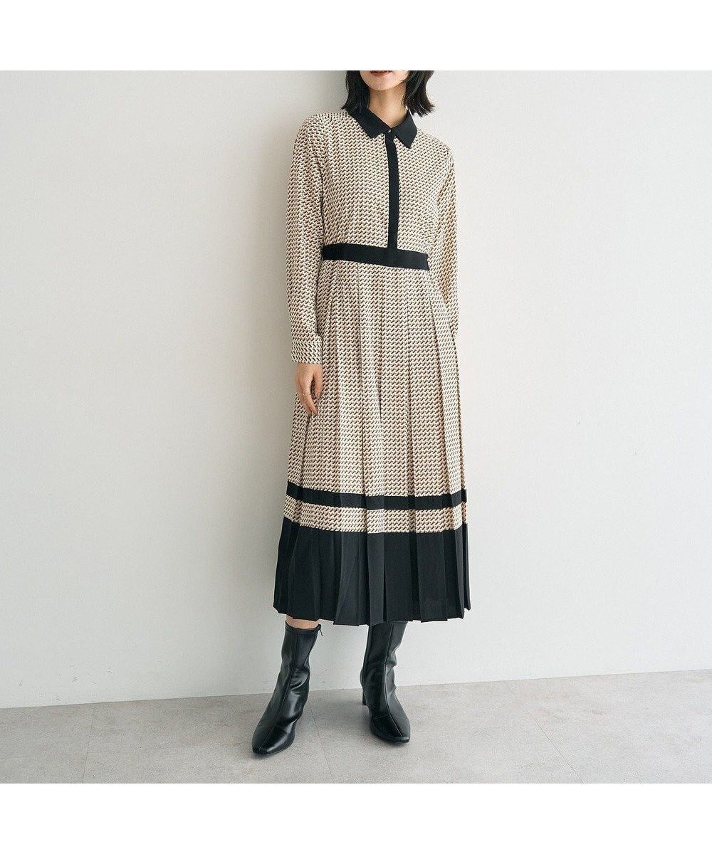 【イェッカ ヴェッカ/YECCA VECCA】のジオメ柄プリーツワンピース インテリア・キッズ・メンズ・レディースファッション・服の通販 founy(ファニー) 　ファッション　Fashion　レディースファッション　Fashion for Women　ワンピース　Dresses　おすすめ　Recommended / Our Picks　エレガント 上品　Elegant　プリーツ　Pleats, Pleated　ポケット　Pocket, Pocket Detail　無地　Plain, Solid Color　A/W・秋冬　Autumn/Winter　Ivory|ID: prp329100004772991 ipo3291000000034584740