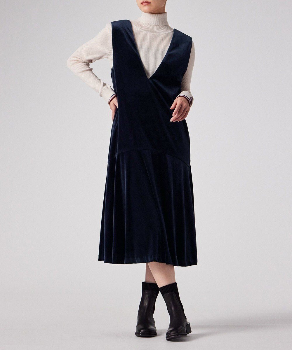 【ポール スミス/Paul Smith】のマットベロア ノースリーブドレス インテリア・キッズ・メンズ・レディースファッション・服の通販 founy(ファニー) 　ファッション　Fashion　レディースファッション　Fashion for Women　ワンピース　Dresses　フォーマル・パーティードレス・結婚式用ドレス　Elegant & Casual Dresses　冬　Winter / This Winter　おすすめ　Recommended / Our Picks　ドレス　Dress, One-Piece　ノースリーブ　Sleeveless, No-Sleeve　ハイネック　High Neck, Mock Neck　フェミニン　Feminine, Girly　フレア　Flare, Flared　ベロア　Velour, Soft Velvet　A/W・秋冬　Autumn/Winter　ネイビー|ID: prp329100004774415 ipo3291000000034630791