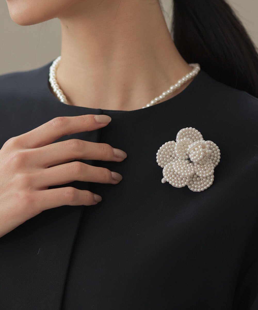 【組曲/KUMIKYOKU】のカメリアビーズブローチ 人気、トレンドファッション・服の通販 founy(ファニー) ファッション Fashion レディースファッション Fashion for Women おすすめ Recommended / Our Picks アクセサリー Fashion Accessories エレガント 上品 Elegant シンプル Simple, Minimal ジャケット Jacket, Outerwear パール Pearl, Pearl Accent フォーマル Formal, Dressy ブローチ Brooch, Pin Brooch other-1|ID: prp329100004774460 ipo3291000000034605501