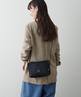 【イアクッチ/IACUCCI】 アーゴ ポーチSD NYLON/CERVO人気、トレンドファッション・服の通販 founy(ファニー) ファッション Fashion レディースファッション Fashion for Women ポーチ&ミニバッグ Pouches & Mini Bags エレガント 上品 Elegant コンパクト Compact, Small Size ショルダー Shoulder, Shoulder Strap 人気 Popular, Best Seller バランス Balance, Style Balance フロント Front, Front Design ベスト Vest, Waistcoat ポーチ Pouch, Small Case メタル Metal, Metal Parts ラップ Wrap, Wrap Design ワンポイント One Point, Statement Accent 旅行 Travel 2026年 2026 |ID:prp329100004774489