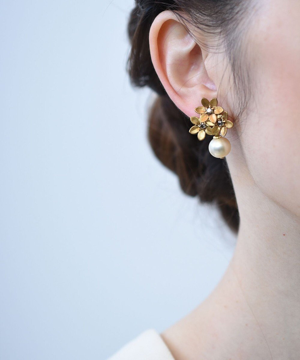 【モンシロ/monshiro】のワスレナグサピアス 人気、トレンドファッション・服の通販 founy(ファニー) 　ファッション　Fashion　レディースファッション　Fashion for Women　アクセサリー　Fashion Accessories　イヤリング　Earrings　ガラス　Glass, Glassware　ジュエリー　Jewelry, Accessories　パーティ　Party, Party Style　パール　Pearl, Pearl Accent　ボックス　Boxy, Box Shape　モチーフ　Motif, Design Theme　エレガント 上品　Elegant　セレモニー　Ceremony　結婚式　Wedding　 other-1|ID: prp329100004774526 ipo3291000000034605924