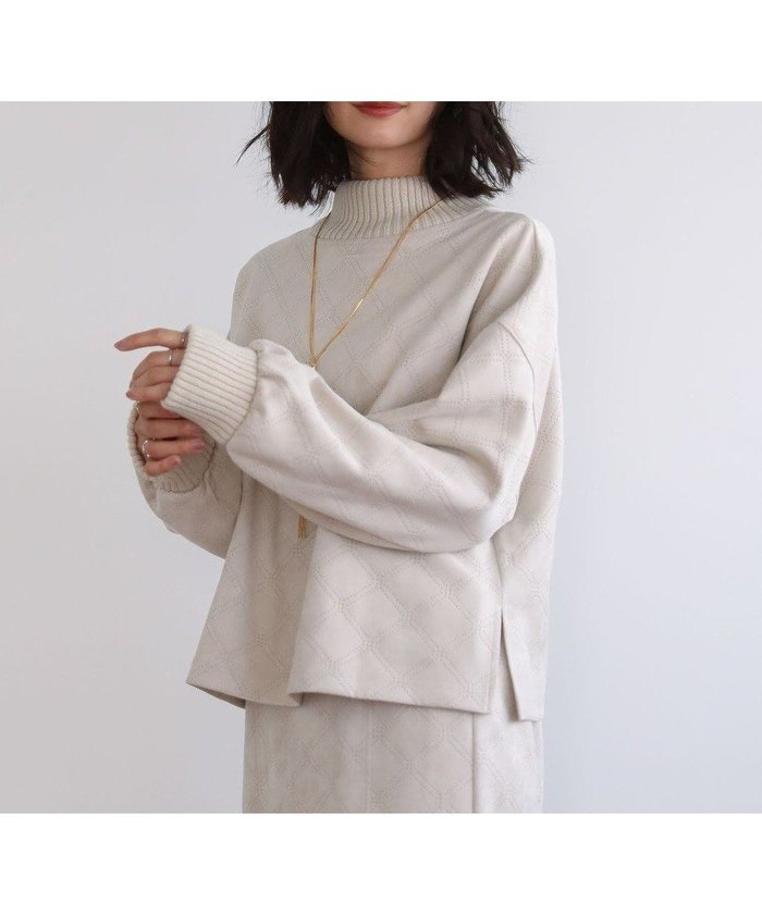 【グリーンパークス/Green Parks】の・ELENCARE DUE エンボスプルオーバー インテリア・キッズ・メンズ・レディースファッション・服の通販 founy(ファニー) https://founy.com/ ファッション Fashion レディースファッション Fashion for Women トップス・カットソー Cut & Sew Tops シャツ・ブラウス・オフィスカジュアル Elegant Blouses & Button-Ups ロングTシャツ・Tシャツ Longline T-Shirts & Tees カジュアルプルオーバー・ニットトップス Pullovers & Knit Tops / Casual Pullovers カットソー・ベーシックTシャツ Cut-and-Sewn Tops / Stretch Tees & Basics おすすめ Recommended / Our Picks カットソー Cut and Sewn Top ストレッチ Stretch, Stretchy Fabric セットアップ Set-Up, Coordinated Outfit チェック Check, Plaid, Tartan ポケット Pocket, Pocket Detail エレガント 上品 Elegant A/W・秋冬 Autumn/Winter |ID: prp329100004774542 ipo3291000000034605970