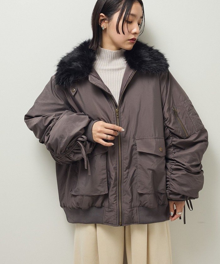 【グリーンパークス/Green Parks】の・swing by ティペット付ミリタリーブルゾン インテリア・キッズ・メンズ・レディースファッション・服の通販 founy(ファニー) https://founy.com/ ファッション Fashion レディースファッション Fashion for Women アウター Coat / Outerwear Collection レディースジャケット・軽アウター Jackets ブルゾンジャケット・スポーティアウター Blouson Jackets おすすめ Recommended / Our Picks ギャザー Gathered, Ruffled ジャケット Jacket, Outerwear フラップ Flap, Flap Pocket ブルゾン Blouson, Bomber Jacket ポケット Pocket, Pocket Detail ミリタリー Military, Army Style A/W・秋冬 Autumn/Winter |ID: prp329100004774553 ipo3291000000035631059