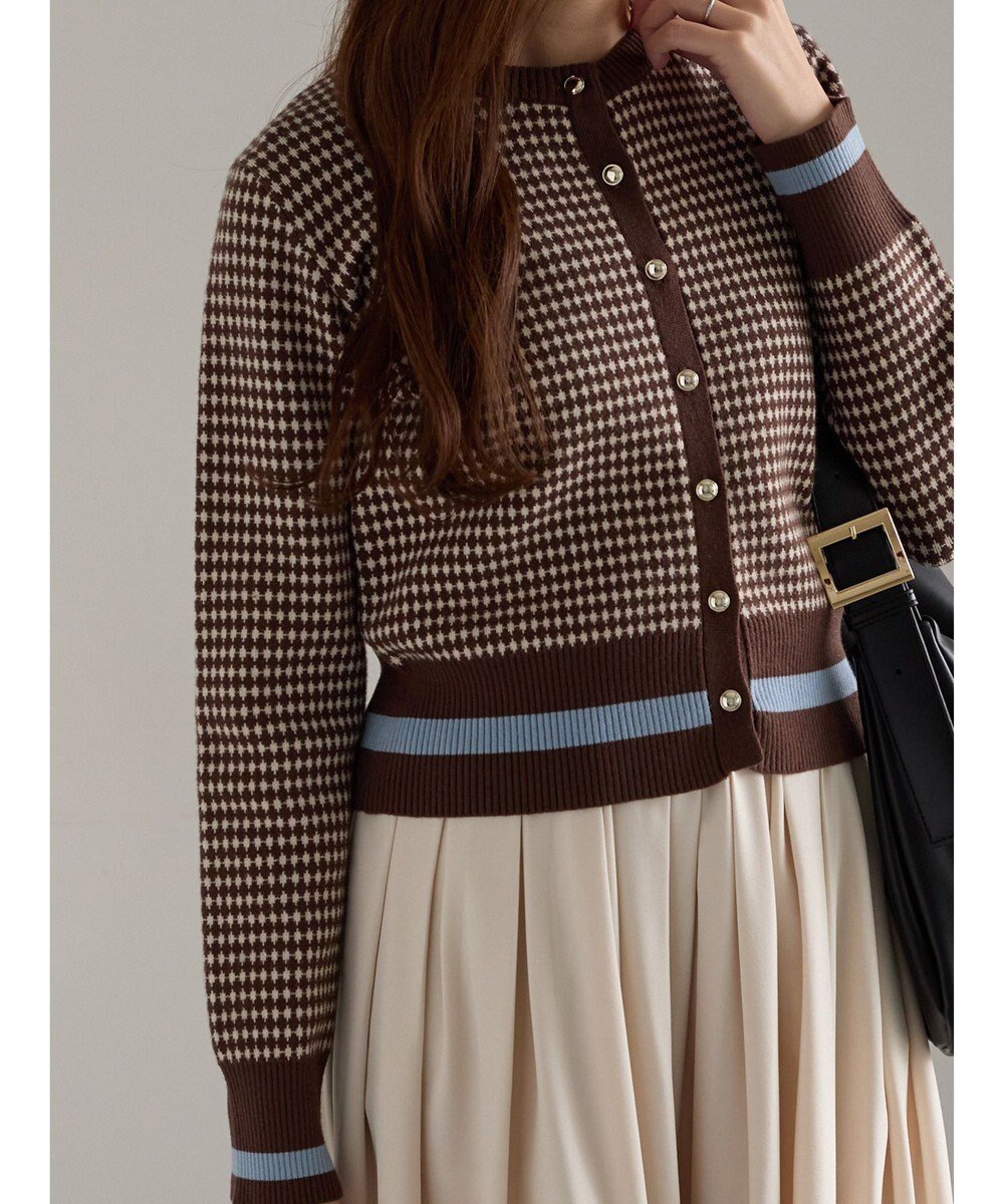 【テチチ/Te chichi】のバイカラークラシカルカーディガン インテリア・キッズ・メンズ・レディースファッション・服の通販 founy(ファニー) ファッション Fashion レディースファッション Fashion for Women トップス・カットソー Cut & Sew Tops ニット Knit Tops & Sweaters カーディガン・羽織り Layered Style Cardigans カーディガン Cardigan, Knitwear クラシカル Classical, Vintage-Inspired コンパクト Compact, Small Size シンプル Simple, Minimal セーター Sweater, Knitwear チェック Check, Plaid, Tartan エレガント 上品 Elegant 夏 Summer S/S・春夏 SS, Spring/Summer, Warm Season 無地 Plain, Solid Color A/W・秋冬 Autumn/Winter ブラウン|ID: prp329100004774603 ipo3291000000034606411