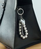 【フィービィー/phoebe】のハートメタルボールバッグチャーム シルバー 人気、トレンドファッション・服の通販 founy(ファニー) ファッション Fashion レディースファッション Fashion for Women おすすめ Recommended / Our Picks アクセサリー Fashion Accessories キーホルダー Keychain, Key Holder ギフト プレゼント Gift / Present クール Cool, Chic シルバー Silver, Metallic Silver シンプル Simple, Minimal チェーン Chain, Chain Strap チャーム Charm, Pendant デニム Denim, Jeans Material パール Pearl, Pearl Accent モチーフ Motif, Design Theme ループ Loop, Loop Knit thumbnail シルバー|ID: prp329100004774611 ipo3291000000034606440