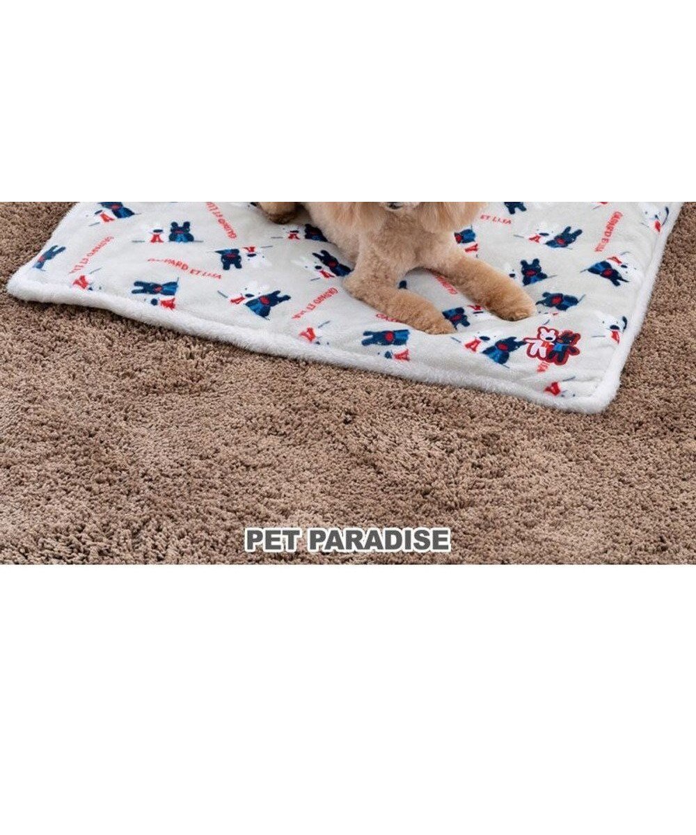 【ペットパラダイス/PET PARADISE / GOODS】のリサとガスパール 遠赤外線 ボアマット 角型《頬杖柄》 インテリア・キッズ・メンズ・レディースファッション・服の通販 founy(ファニー) パール Pearl, Pearl Accent ブランケット Blanket, Throw Blanket 犬 Dog 猫 Cat, Kitty 秋 Autumn 防寒 Cold Protection, Winter-Ready ホーム・キャンプ・アウトドア・お取り寄せ Home Living / Home & Lifestyle / Camping Gear / Outdoor Camping ペットグッズ Pet Supplies ベージュ|ID: prp329100004775466 ipo3291000000034615827