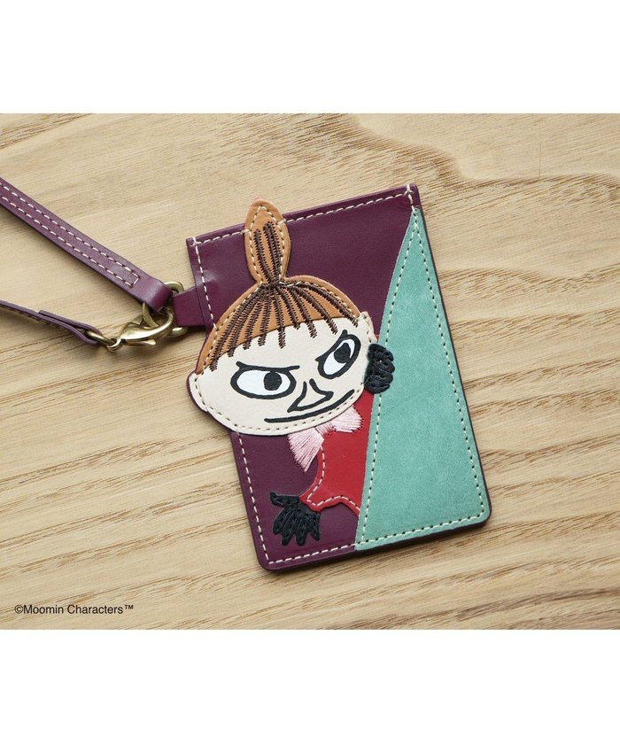 【ゲンテン/genten】のMOOMIN collection はみ出しパスケース「リトルミイ」 インテリア・キッズ・メンズ・レディースファッション・服の通販 founy(ファニー) https://founy.com/ ファッション Fashion レディースファッション Fashion for Women ミニ財布・二つ折り財布 Wallets & Card Cases ウォーター Water キャラクター Character, Licensed Characters コレクション Collection, Seasonal Line 財布 Wallet, Purse チェーン Chain, Chain Strap プリント Print, Printed Pattern ポケット Pocket, Pocket Detail |ID: prp329100004775482 ipo3291000000034615902