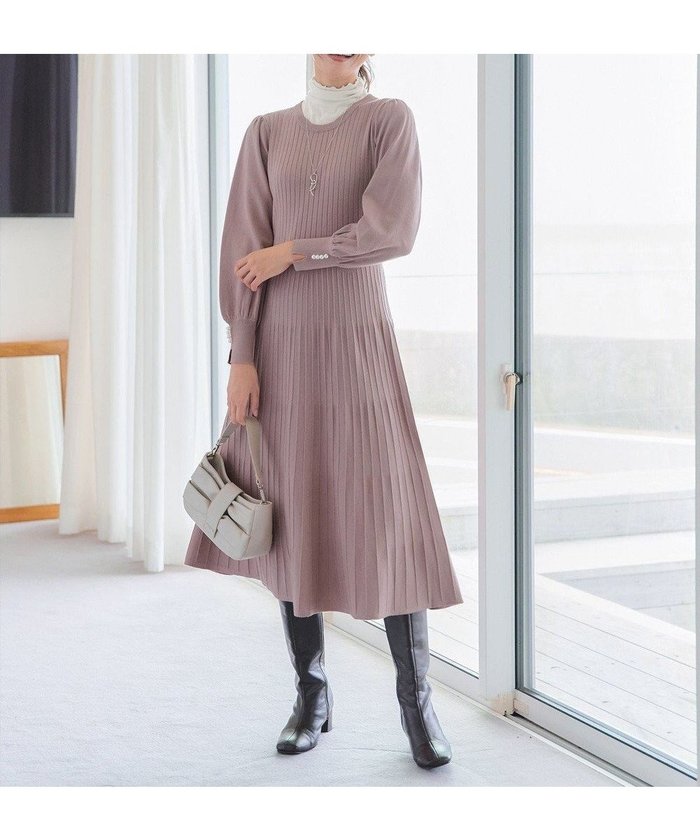 【ティアクラッセ/Tiaclasse】のリブニットパフスリーブワンピース インテリア・キッズ・メンズ・レディースファッション・服の通販 founy(ファニー) https://founy.com/ ファッション Fashion レディースファッション Fashion for Women ワンピース Dresses ニットワンピース Knit Dresses アクセサリー Fashion Accessories ウォッシャブル Machine Washable エレガント 上品 Elegant 洗える Machine Washable 秋 Autumn 切替 Switching, Contrast Panel シンプル Simple, Minimal スリーブ Sleeve, Long Sleeve / Short Sleeve 長袖 Long Sleeve, Full Sleeve パール Pearl, Pearl Accent フィット Fit, Slim Fit ポケット Pocket, Pocket Detail リブニット Rib Knit, Ribbed Knit 冬 Winter / This Winter A/W・秋冬 Autumn/Winter |ID: prp329100004775556 ipo3291000000034616524