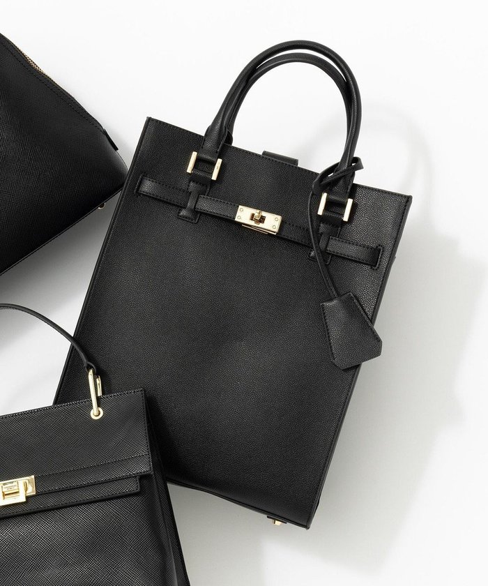 【23区/NIJYUSANKU】のベルト付き トート バッグ インテリア・キッズ・メンズ・レディースファッション・服の通販 founy(ファニー) https://founy.com/ ファッション Fashion レディースファッション Fashion for Women バッグ Bags ベルト&ウエストマーク Belts & Waist Accessories シンプル Simple, Minimal セレモニー Ceremony フェミニン Feminine, Girly リュクス Luxury, Elegant, High-End, Chic |ID: prp329100004775559 ipo3291000000034616568