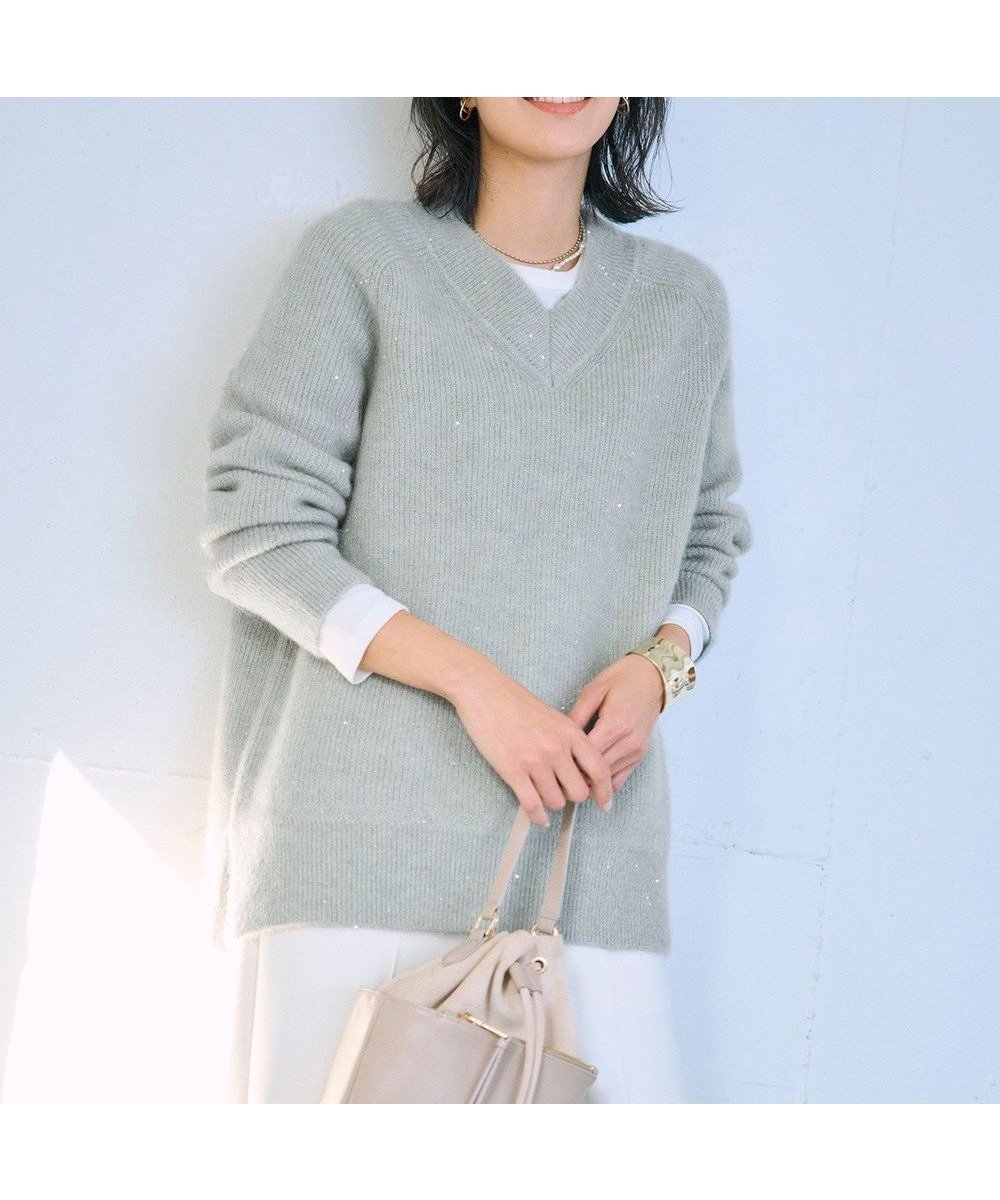 【23区/NIJYUSANKU】のモヘヤミックススパングル Vネック ニット インテリア・キッズ・メンズ・レディースファッション・服の通販 founy(ファニー) ファッション Fashion レディースファッション Fashion for Women トップス・カットソー Cut & Sew Tops ニット Knit Tops & Sweaters Vネックトップス V-Neck Tops / V-Cut Neckline Shirts アクセサリー Fashion Accessories 春 Spring 畦 Ribbed Knit シンプル Simple, Minimal スパンコール Sequins, Sequin Embellishment セーター Sweater, Knitwear A/W・秋冬 Autumn/Winter 冬 Winter / This Winter エレガント 上品 Elegant 2025年 2025 2025-2026秋冬・A/W Autumn/Winter 2025–26 AW25–26 ライトグリーン系|ID: prp329100004775581 ipo3291000000035613621