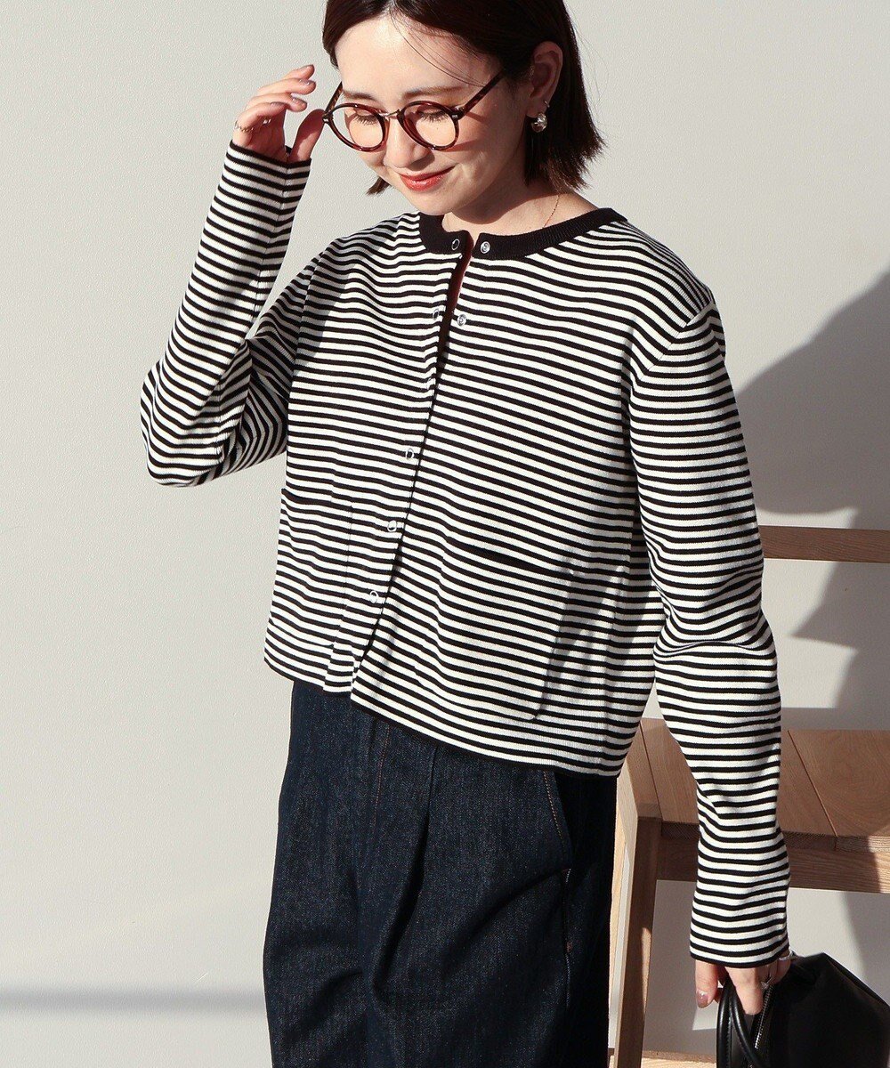 【アメリカンホリック/AMERICAN HOLIC】のバイパチリングドットニットカーディガン インテリア・キッズ・メンズ・レディースファッション・服の通販 founy(ファニー) 　ファッション　Fashion　レディースファッション　Fashion for Women　トップス・カットソー　Cut & Sew Tops　ニット　Knit Tops & Sweaters　カーディガン・羽織り　Layered Style Cardigans　アメリカン　American Style　洗える　Machine Washable　カーディガン　Cardigan, Knitwear　コンパクト　Compact, Small Size　シンプル　Simple, Minimal　スタイリッシュ　Stylish, Fashionable　トレンド　Trend, Trending Now　ドット　Polka Dot, Dot Pattern　フォルム　Silhouette, Form　フロント　Front, Front Design　プレーン　Plain, Simple　ボックス　Boxy, Box Shape　ポケット　Pocket, Pocket Detail　メタル　Metal, Metal Parts　A/W・秋冬　Autumn/Winter　Border|ID: prp329100004775606 ipo3291000000034971638