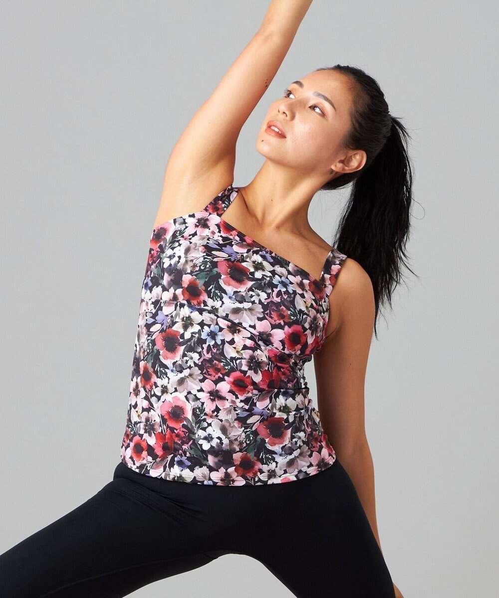 【チャコット/Chacott】のChacott BALANCE ウォーターカラーフラワーブラトップ インテリア・キッズ・メンズ・レディースファッション・服の通販 founy(ファニー) ファッション Fashion レディースファッション Fashion for Women トップス・カットソー Cut & Sew Tops アンダー Underwear Essentials 吸水 Absorbent, Quick-Dry ストレッチ Stretch, Stretchy Fabric パウダー Powder, Soft Tone フィット Fit, Slim Fit プリント Print, Printed Pattern ヨガ Yoga, Yoga Wear ワーク Workwear, Utility Style ブラックプリント|ID: prp329100004775609 ipo3291000000034617204