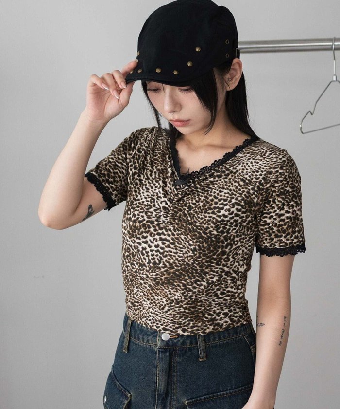 【ウィゴー/WEGO】のレオパードレースちびT インテリア・キッズ・メンズ・レディースファッション・服の通販 founy(ファニー) https://founy.com/ ファッション Fashion レディースファッション Fashion for Women トップス・カットソー Cut & Sew Tops シャツ・ブラウス・オフィスカジュアル Elegant Blouses & Button-Ups ロングTシャツ・Tシャツ Longline T-Shirts & Tees カットソー・ベーシックTシャツ Cut-and-Sewn Tops / Stretch Tees & Basics カットソー Cut and Sewn Top コンパクト Compact, Small Size スマホ Smartphone, Mobile Device ボトム Bottoms, Lower Wear レオパード Leopard, Animal Print レース Lace, Lace Fabric ロング Long, Long-Length 半袖 Short Sleeve, Half Sleeve 夏 Summer 春 Spring S/S・春夏 SS, Spring/Summer, Warm Season |ID: prp329100004776654 ipo3291000000034628573
