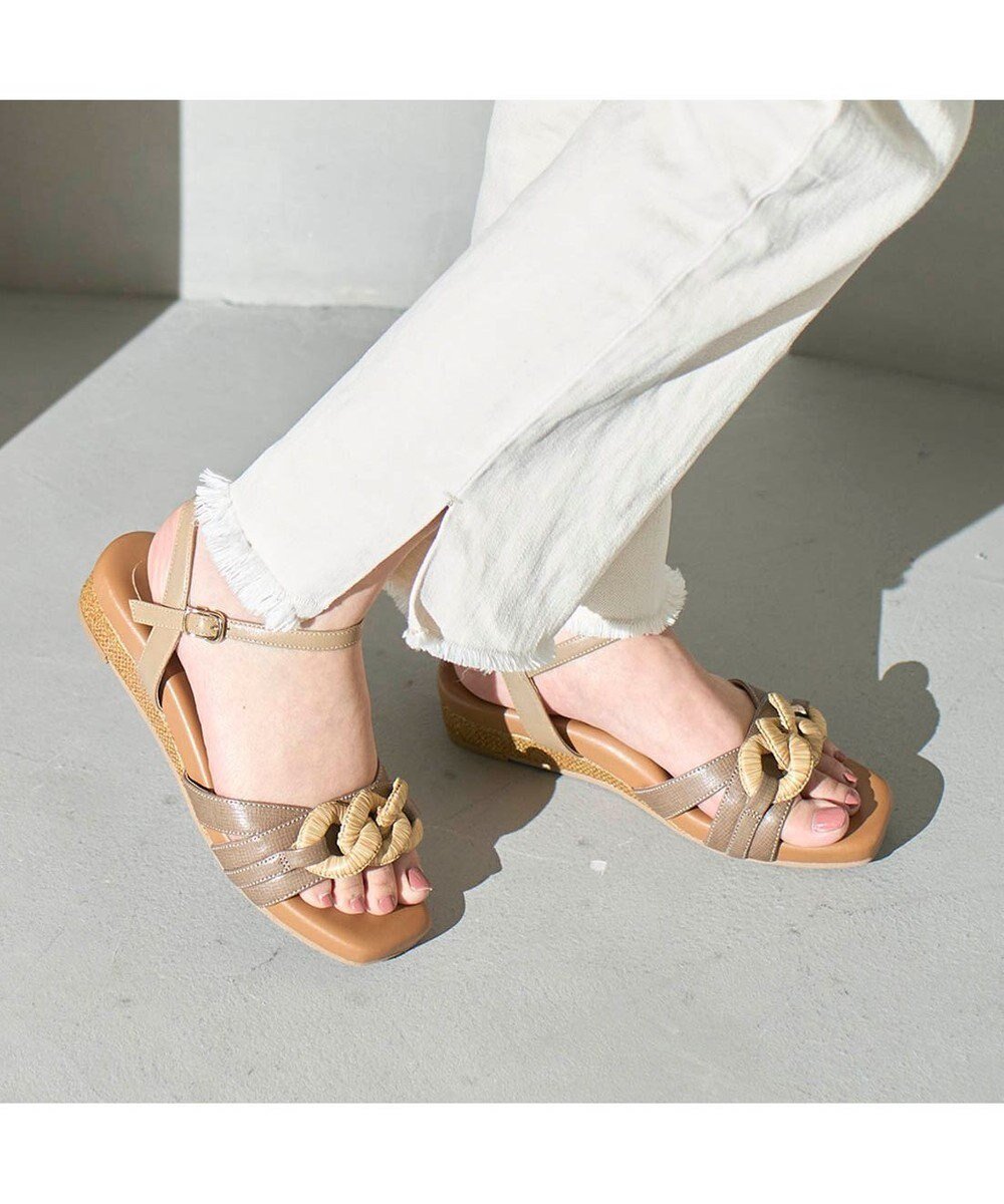 【イング/ing】のing チェーンモチーフアンクルストラップサンダル 人気、トレンドファッション・服の通販 founy(ファニー) ファッション Fashion レディースファッション Fashion for Women ウェッジ Wedge Heels 春 Spring クッション Cushion, Throw Pillow サンダル Sandals, Summer Shoes シューズ Shoes, Footwear チェーン Chain, Chain Strap トレンド Trend, Trending Now バランス Balance, Style Balance ベーシック Basic, Essential ラップ Wrap, Wrap Design リゾート Resort, Vacation Style S/S・春夏 SS, Spring/Summer, Warm Season 夏 Summer other-1|ID: prp329100004776743 ipo3291000000034629561