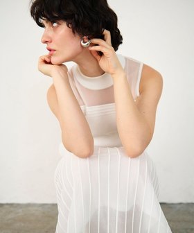 【グレース コンチネンタル/GRACE CONTINENTAL】のラメシアープリーツニットワンピース 人気、トレンドファッション・服の通販 founy(ファニー) ファッション Fashion レディースファッション Fashion for Women ワンピース Dresses ニットワンピース Knit Dresses おすすめ Recommended / Our Picks カーディガン Cardigan, Knitwear サマー Summer, Summer Style セットアップ Set-Up, Coordinated Outfit ドレス Dress, One-Piece ノースリーブ Sleeveless, No-Sleeve ハイネック High Neck, Mock Neck フェミニン Feminine, Girly プリーツ Pleats, Pleated ロング Long, Long-Length エレガント 上品 Elegant 夏 Summer 春 Spring S/S・春夏 SS, Spring/Summer, Warm Season |ID:prp329100004776746