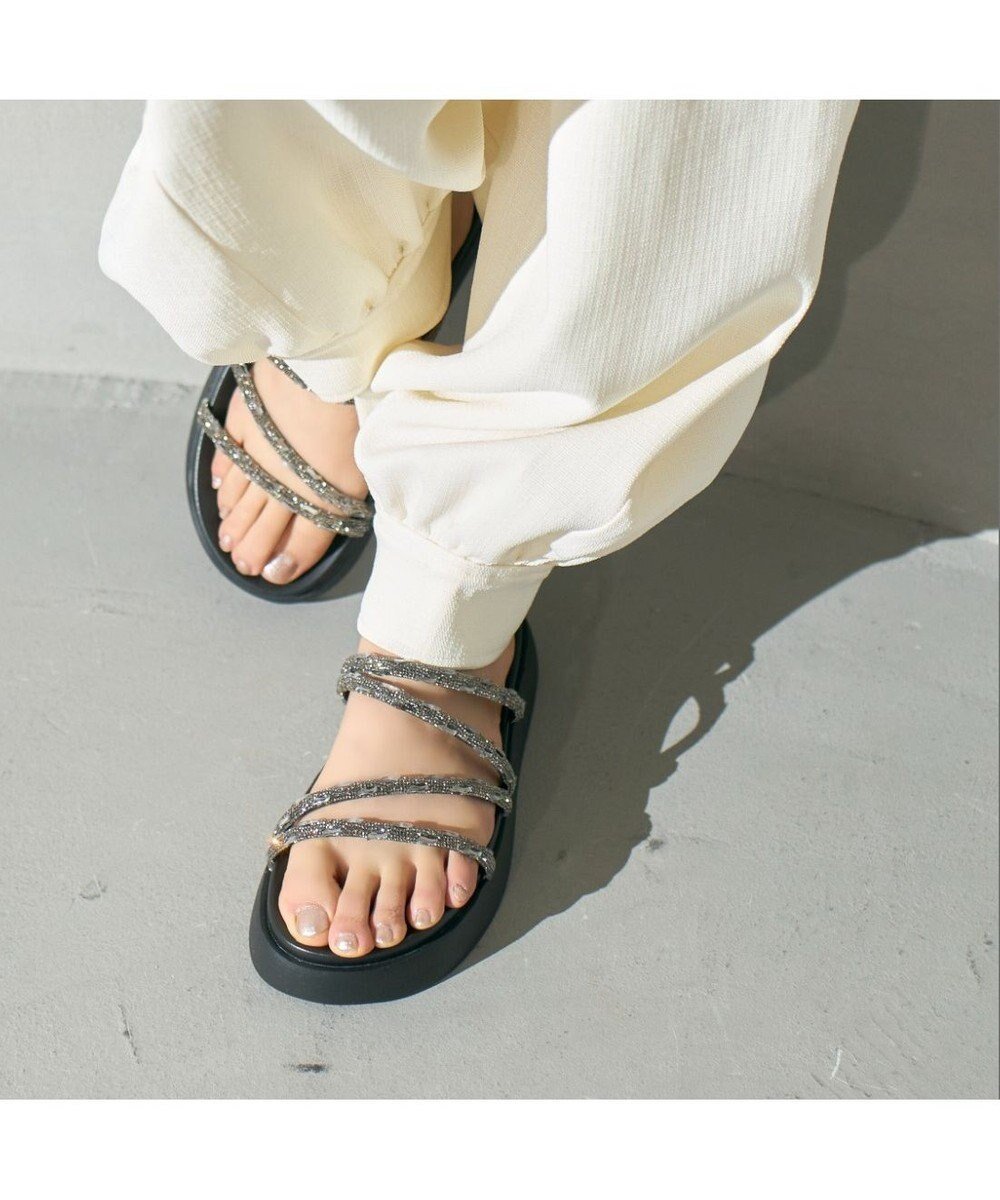 【モード エ ジャコモ/MODE ET JACOMO】のcarino 厚底ビジューサンダル インテリア・キッズ・メンズ・レディースファッション・服の通販 founy(ファニー) ファッション Fashion レディースファッション Fashion for Women おすすめ Recommended / Our Picks サンダル Sandals, Summer Shoes シンプル Simple, Minimal スタイリッシュ Stylish, Fashionable スタンダード Standard, Basic スリッポン Slip-On, Loafer トレンド Trend, Trending Now ビジュー Bijou, Jewel-like Accent フェミニン Feminine, Girly フォルム Silhouette, Form ベーシック Basic, Essential ミュール Mule, Backless Shoes エレガント 上品 Elegant 厚底 Platform Shoes 夏 Summer 春 Spring S/S・春夏 SS, Spring/Summer, Warm Season ブラック|ID: prp329100004776792 ipo3291000000034629809