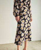 【グレース コンチネンタル/GRACE CONTINENTAL】のマーガレットフラワープリントスカート 人気、トレンドファッション・服の通販 founy(ファニー) ファッション Fashion レディースファッション Fashion for Women スカート Skirts おすすめ Recommended / Our Picks ギャザー Gathered, Ruffled シンプル Simple, Minimal セットアップ Set-Up, Coordinated Outfit プリント Print, Printed Pattern マーガレット Marguerite, Daisy Pattern ヴィンテージ Vintage Style 夏 Summer 春 Spring S/S・春夏 SS, Spring/Summer, Warm Season thumbnail ブラック|ID: prp329100004776820 ipo3291000000034629928