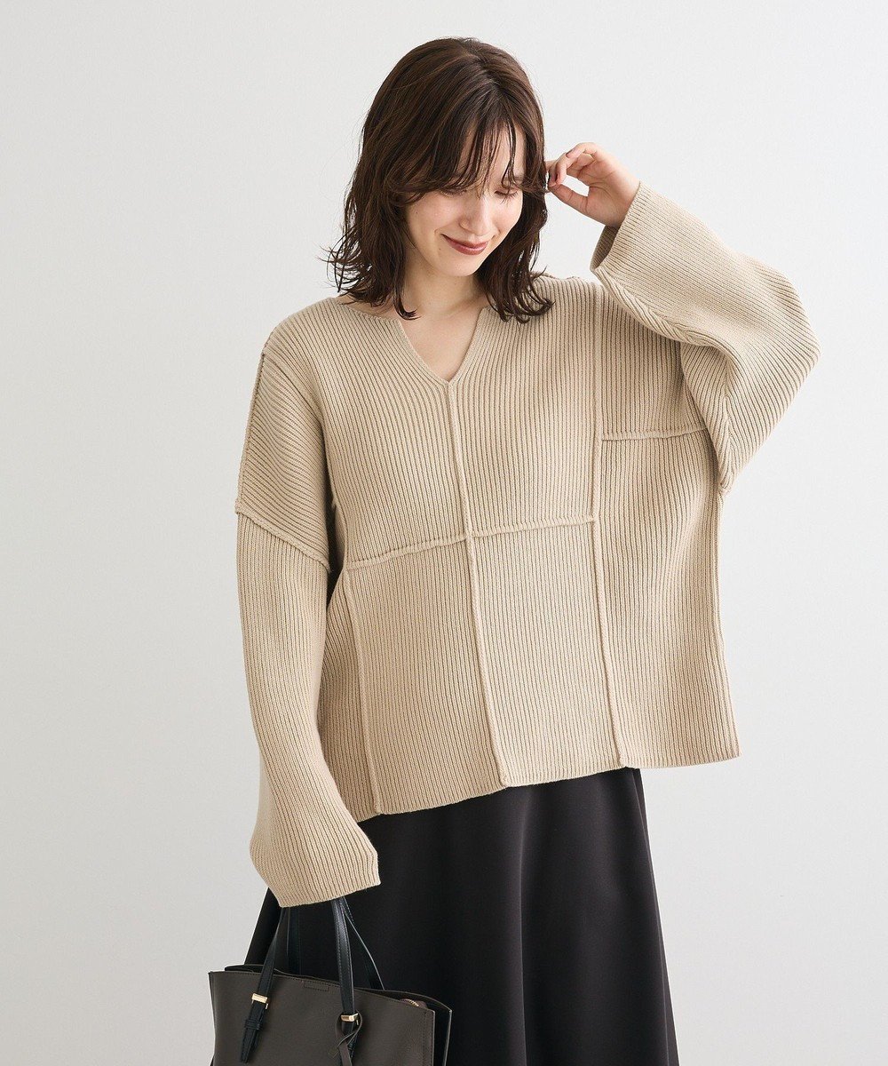 【グリーンパークス/Green Parks】のリブ切替Vネックニットプルオーバー インテリア・キッズ・メンズ・レディースファッション・服の通販 founy(ファニー) 　ファッション　Fashion　レディースファッション　Fashion for Women　トップス・カットソー　Cut & Sew Tops　ニット　Knit Tops & Sweaters　カジュアルプルオーバー・ニットトップス　Pullovers & Knit Tops / Casual Pullovers　Vネックトップス　V-Neck Tops / V-Cut Neckline Shirts　おすすめ　Recommended / Our Picks　スラックス　Slacks, Dress Pants　セーター　Sweater, Knitwear　ベーシック　Basic, Essential　ボトム　Bottoms, Lower Wear　ポケット　Pocket, Pocket Detail　ワイド　Wide, Wide Fit　切替　Switching, Contrast Panel　A/W・秋冬　Autumn/Winter　Light Beige|ID: prp329100004777469 ipo3291000000035549705