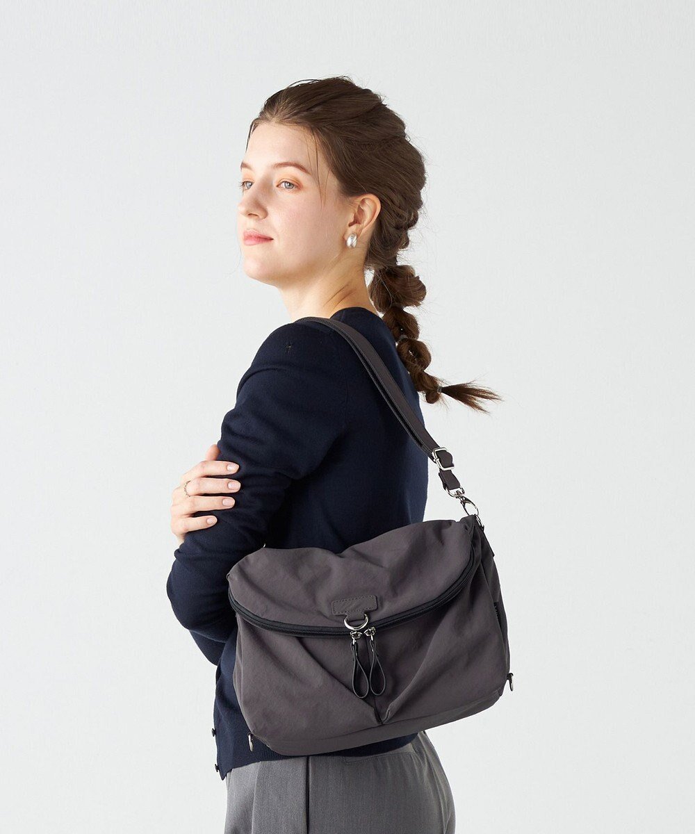 【ラ バガジェリー/LA BAGAGERIE】の【MONICA】フロントポケット2WAYバッグ インテリア・キッズ・メンズ・レディースファッション・服の通販 founy(ファニー) ファッション Fashion レディースファッション Fashion for Women バッグ Bags コンパクト Compact, Small Size シンプル Simple, Minimal スマート Smart, Elegant トラベル Travel, Travel Gear フロント Front, Front Design ポケット Pocket, Pocket Detail リュック Backpack, Rucksack ダークグレー|ID: prp329100004778217 ipo3291000000034649364