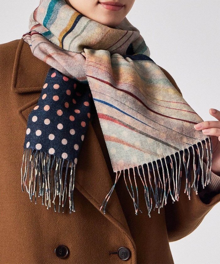 【ポール スミス/Paul Smith】のSwirl リバーシブル スカーフ インテリア・キッズ・メンズ・レディースファッション・服の通販 founy(ファニー) https://founy.com/ ファッション Fashion レディースファッション Fashion for Women マフラー・スヌード / 冬小物の定番 Scarves & Mufflers おすすめ Recommended / Our Picks ギフト プレゼント Gift / Present シンプル Simple, Minimal スカーフ Scarf, Neckwear スヌード Snood, Infinity Scarf トレンド Trend, Trending Now ドット Polka Dot, Dot Pattern マフラー Scarf, Muffler リバーシブル Reversible, Two-Sided 夏 Summer S/S・春夏 SS, Spring/Summer, Warm Season A/W・秋冬 Autumn/Winter |ID: prp329100004778227 ipo3291000000034649401