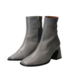 【インター ショシュール/INTER-CHAUSSURES】の【ANGEL ALARCON】フレアヒールセンターシームショートブーツ ライトグレー|ID: prp329100004778234 ipo3291000000034649423