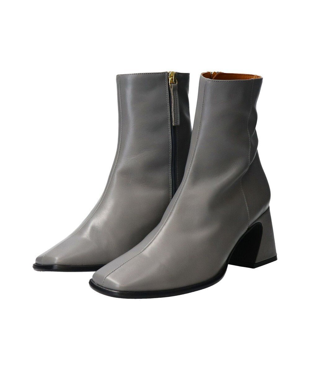 【インター ショシュール/INTER-CHAUSSURES】の【ANGEL ALARCON】フレアヒールセンターシームショートブーツ インテリア・キッズ・メンズ・レディースファッション・服の通販 founy(ファニー) 　ファッション　Fashion　レディースファッション　Fashion for Women　スタイリッシュ　Stylish, Fashionable　フレア　Flare, Flared　夏　Summer　S/S・春夏　SS, Spring/Summer, Warm Season　A/W・秋冬　Autumn/Winter　ライトグレー|ID: prp329100004778234 ipo3291000000034649423