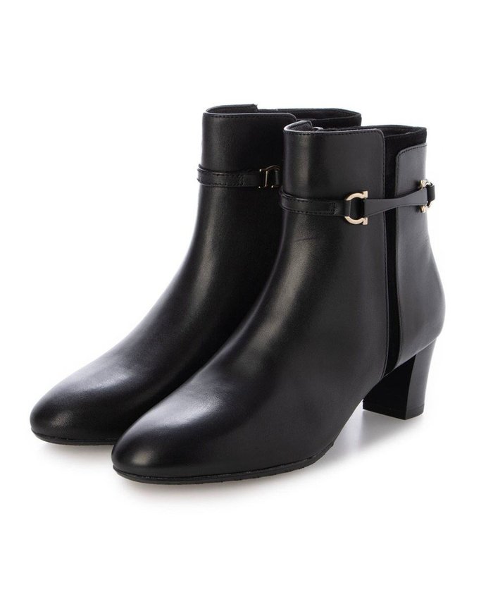 【リズ ラフィーネ/Riz raffinee】のRiz raffinee 【2WAY】ベルト付ショートブーツ インテリア・キッズ・メンズ・レディースファッション・服の通販 founy(ファニー) https://founy.com/ ファッション Fashion レディースファッション Fashion for Women ベルト&ウエストマーク Belts & Waist Accessories エレガント 上品 Elegant オケージョン Occasion Wear ショート Short, Short Length シンプル Simple, Minimal スタンダード Standard, Basic トレンド Trend, Trending Now 人気 Popular, Best Seller フェミニン Feminine, Girly ベーシック Basic, Essential A/W・秋冬 Autumn/Winter S/S・春夏 SS, Spring/Summer, Warm Season 夏 Summer セレモニー Ceremony 卒業式 Graduation Ceremony ビジネス 仕事 通勤 Business / Work / Commuting |ID: prp329100004778247 ipo3291000000034649468