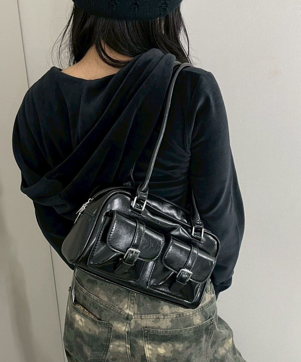 【ウィゴー/WEGO】のベルト2ポケットデザインボストンバッグ インテリア・キッズ・メンズ・レディースファッション・服の通販 founy(ファニー) ファッション Fashion レディースファッション Fashion for Women バッグ Bags ベルト&ウエストマーク Belts & Waist Accessories ガーリー Girly, Feminine Style スマホ Smartphone, Mobile Device フロント Front, Front Design ボストンバッグ Boston Bag, Retro Bag ポケット Pocket, Pocket Detail ブラック|ID: prp329100004778834 ipo3291000000034656836