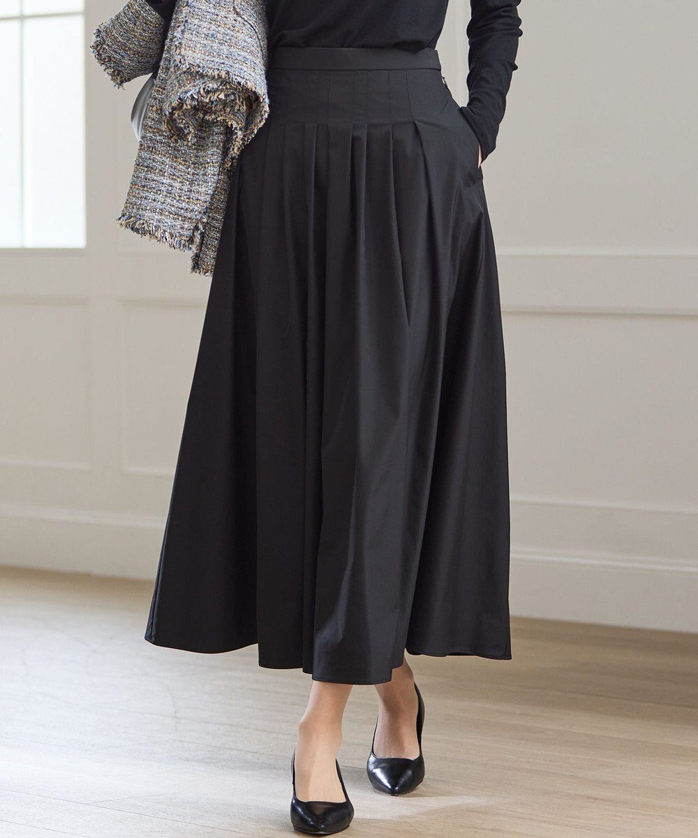 【23区/NIJYUSANKU】の【先行予約/撥水加工/洗える】ブライトタフタ タック スカート インテリア・キッズ・メンズ・レディースファッション・服の通販 founy(ファニー) 　ファッション　Fashion　レディースファッション　Fashion for Women　スカート　Skirts　洗える　Machine Washable　ジャケット　Jacket, Outerwear　ストレッチ　Stretch, Stretchy Fabric　タフタ　Taffeta, Structured Fabric　ランダム　Random, Irregular　A/W・秋冬　Autumn/Winter　S/S・春夏　SS, Spring/Summer, Warm Season　夏　Summer　エレガント 上品　Elegant　ブラック系|ID: prp329100004779974 ipo3291000000034674348